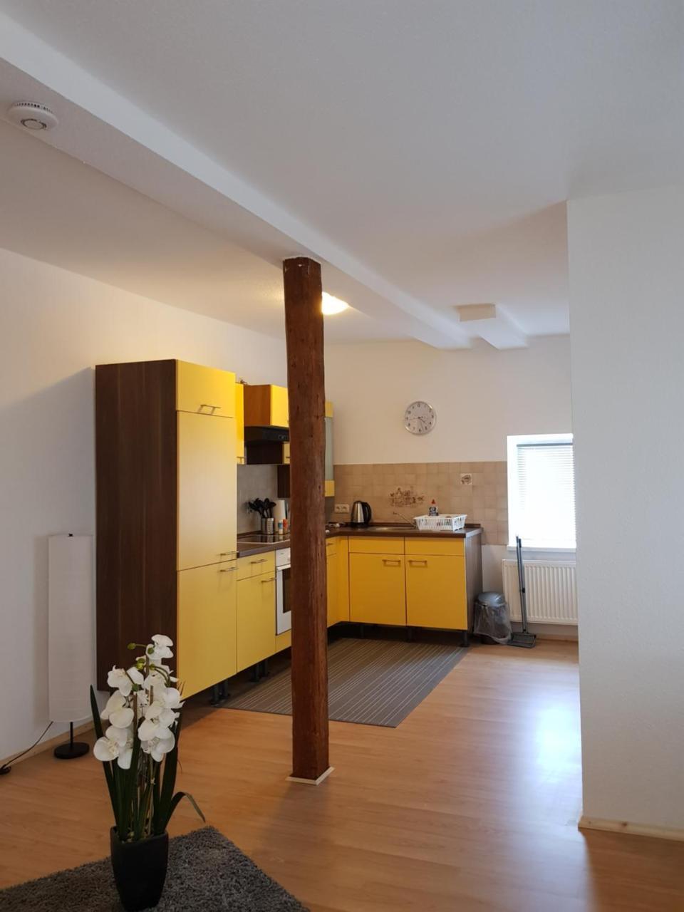 Ferienwohnung Haus am Sachsenring Hohenstein-Ernstthal Exterior foto