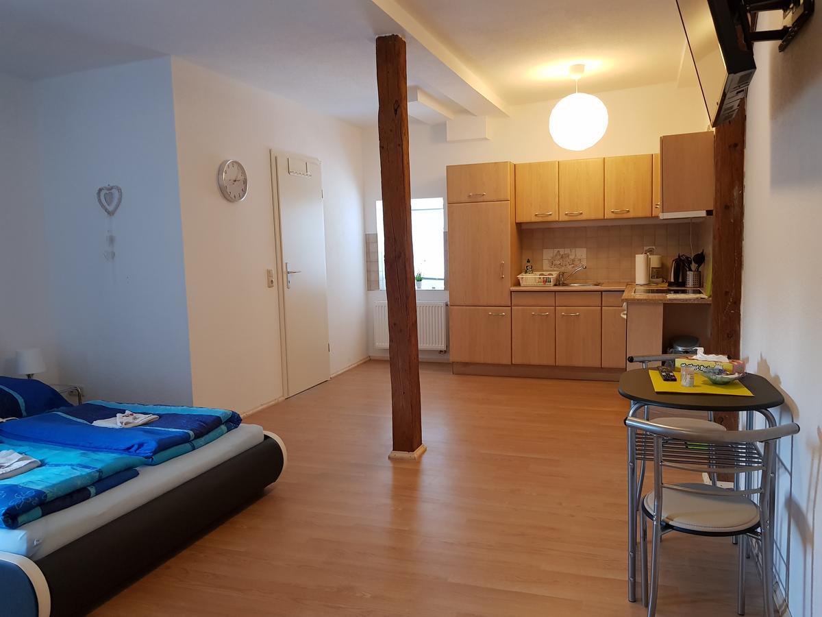 Ferienwohnung Haus am Sachsenring Hohenstein-Ernstthal Exterior foto
